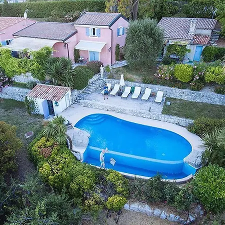 Le Mas De L'aighetta 4*